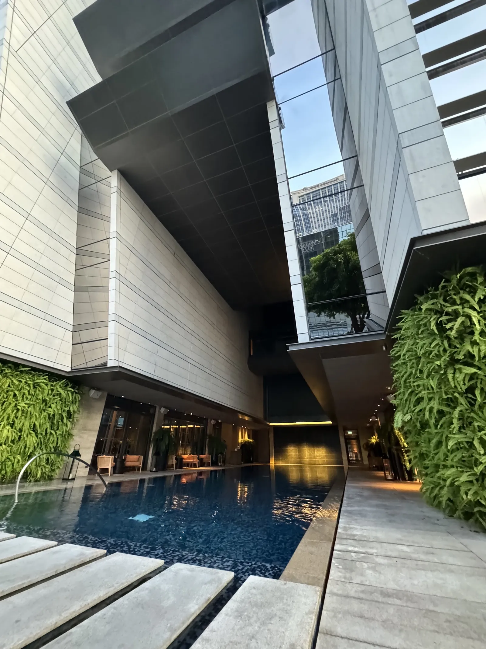 Rosewood Bangkok — Exterior, Bangkok