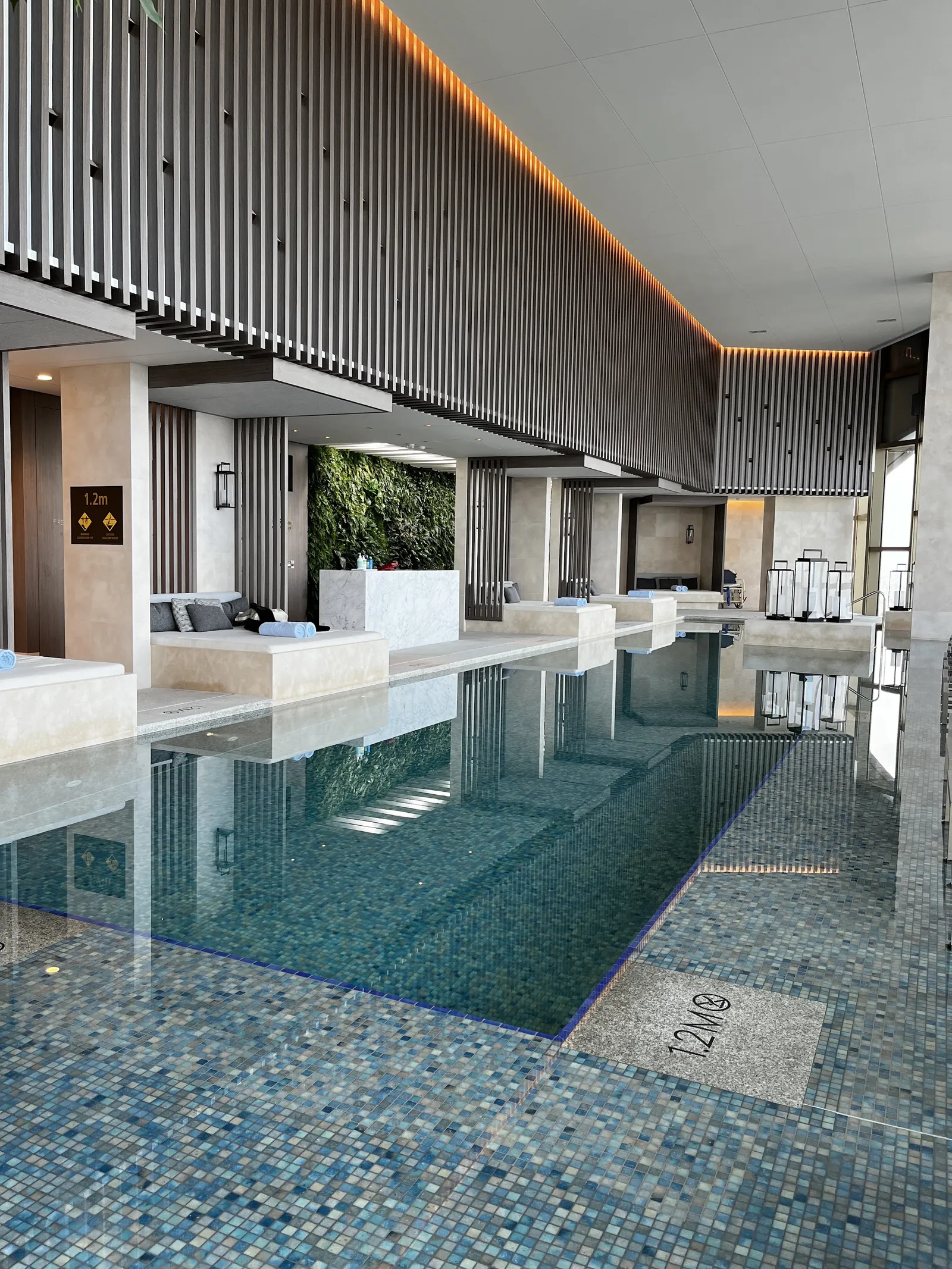 The Ritz-Carlton, Melbourne — Exterior, Melbourne