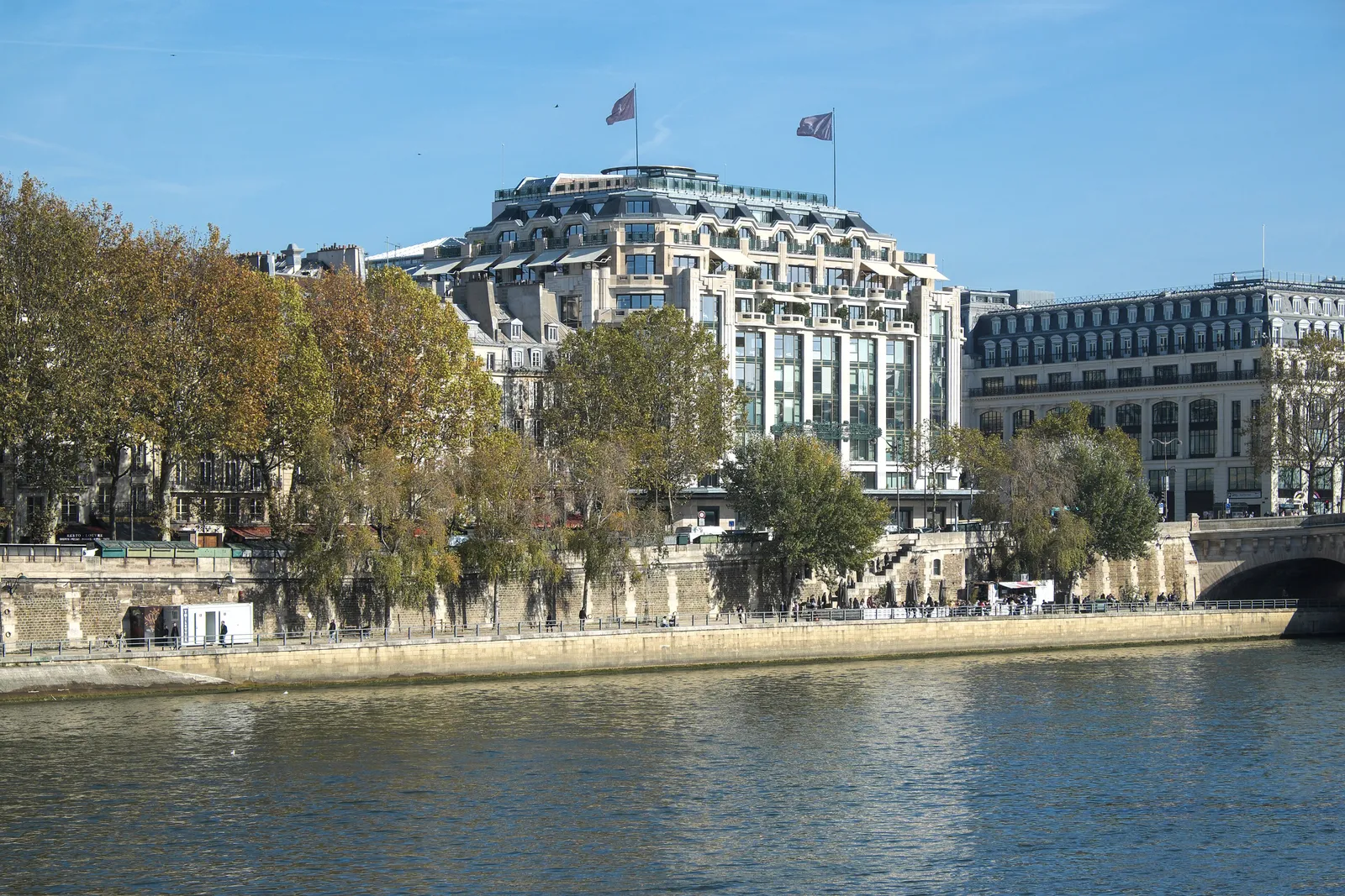 Cheval Blanc Paris, Paris