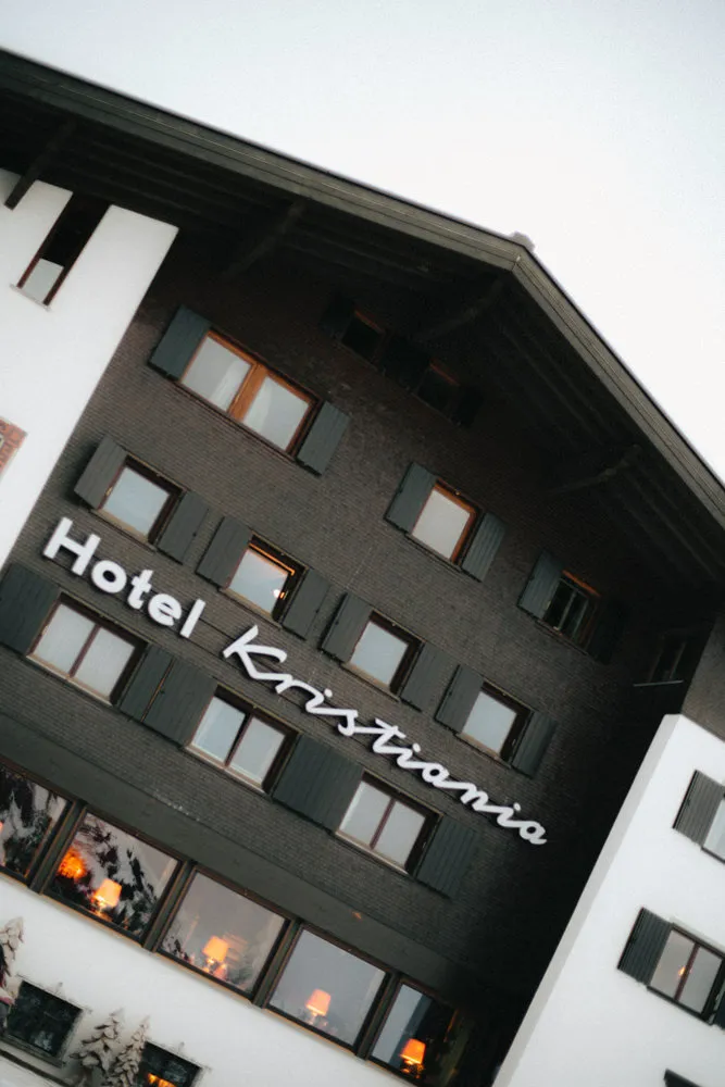 Kristiania Lech — Exterior, Lech