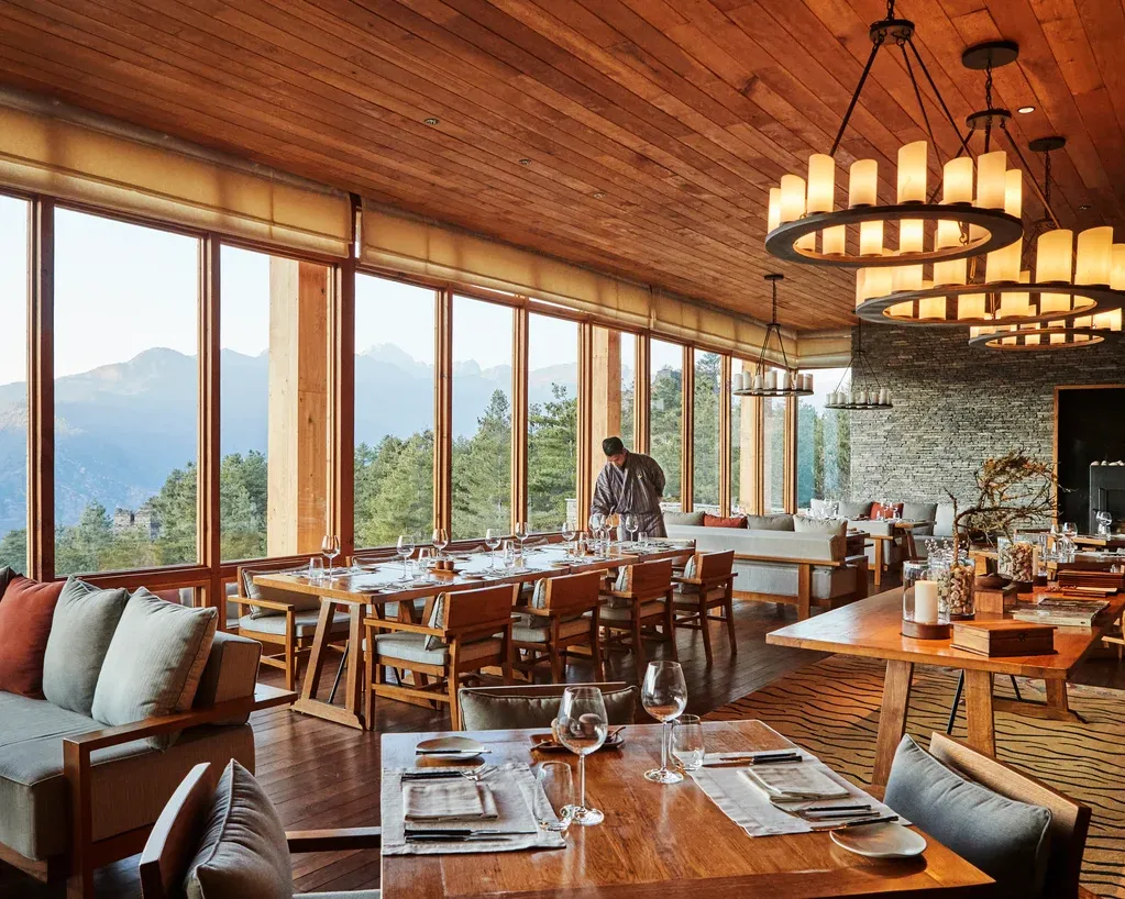 Six Senses Paro, Paro