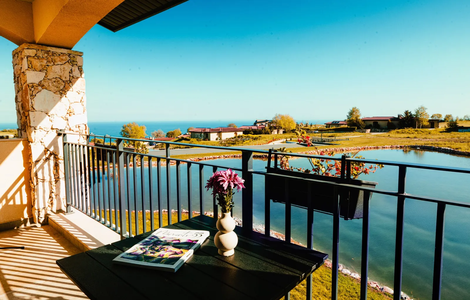 Boutique Hotel By Blacksearama, Kavarna