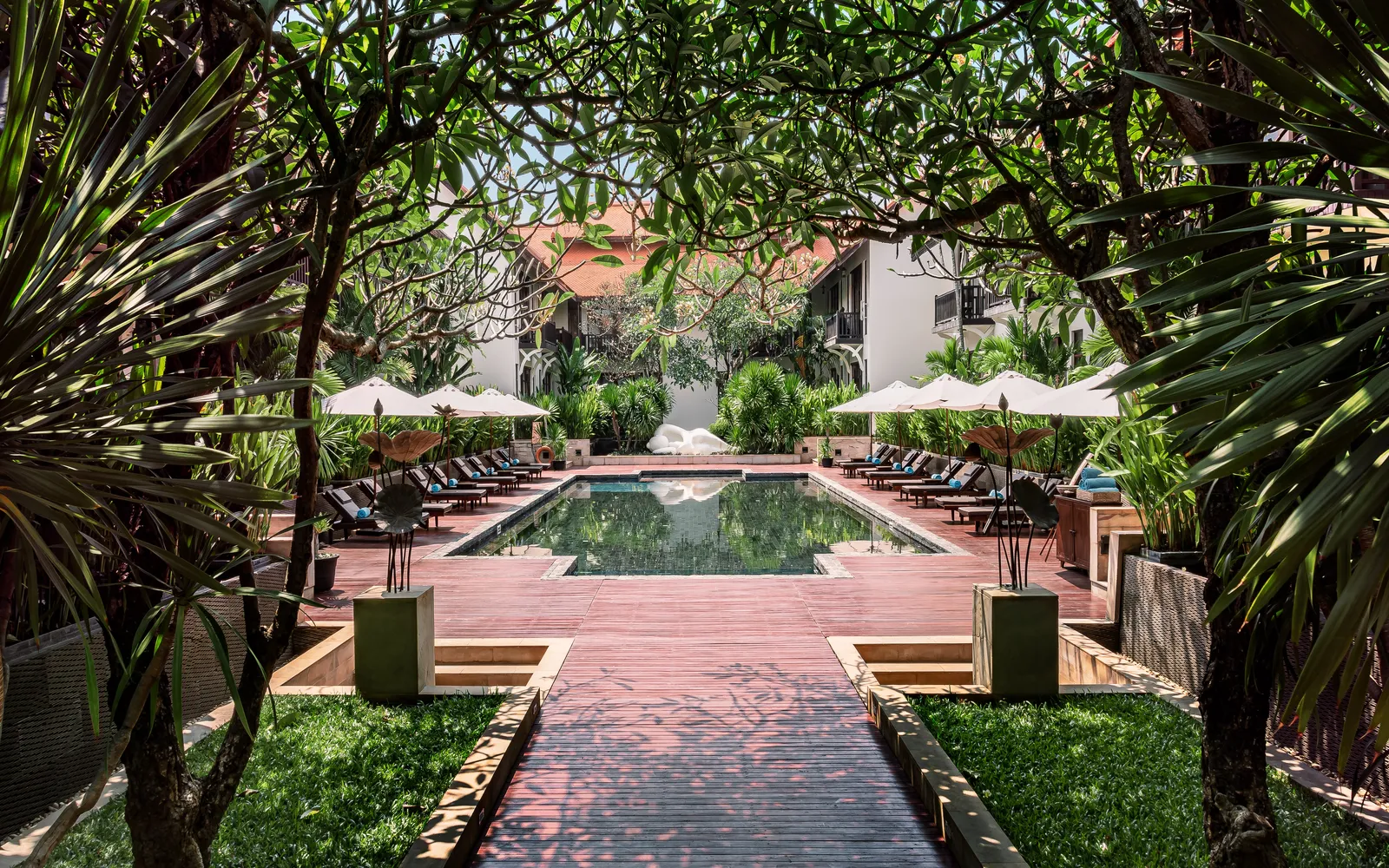 Anantara Angkor Resort — Exterior, Siem Reap