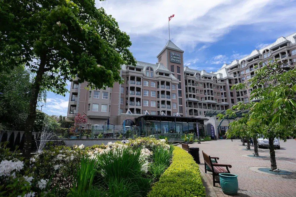 Hotel Grand Pacific — Exterior, Victoria