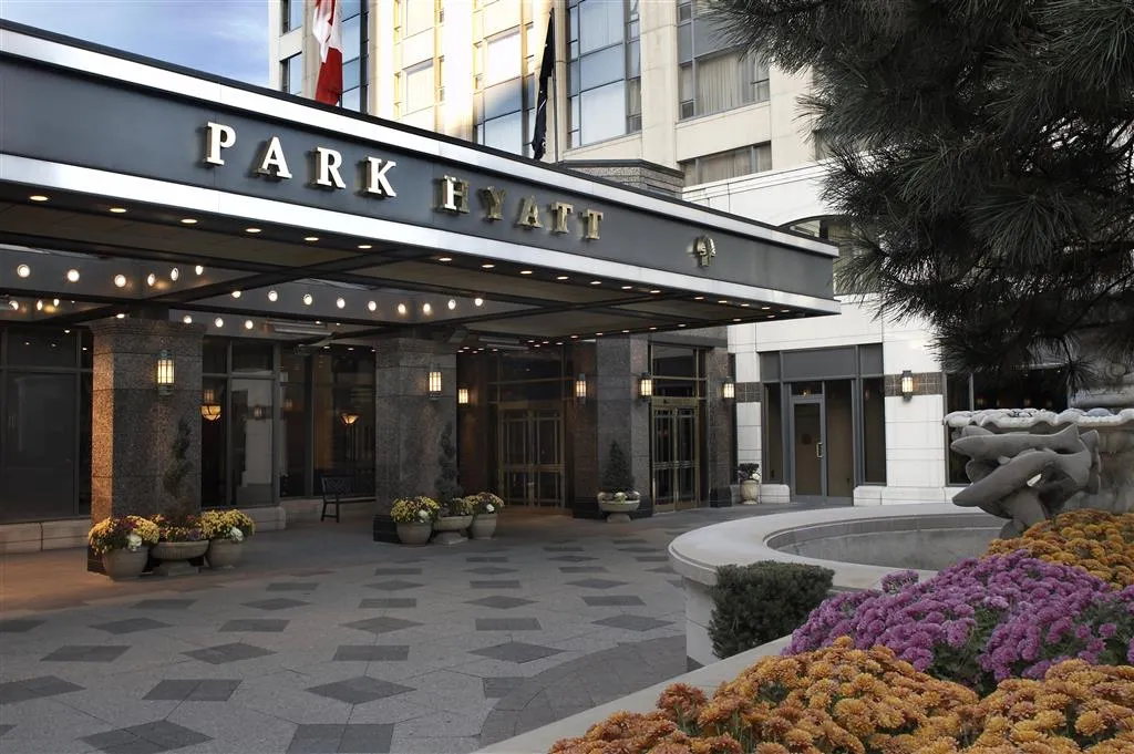 Park Hyatt Toronto — Exterior, Toronto