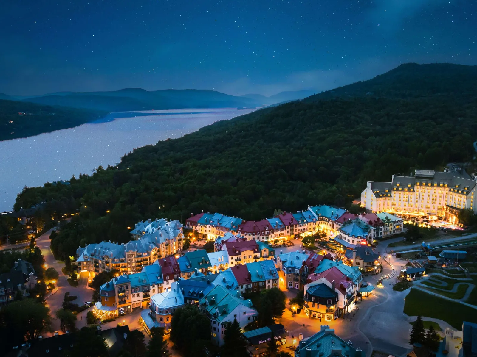 Fairmont Tremblant — Exterior, Mont-Tremblant