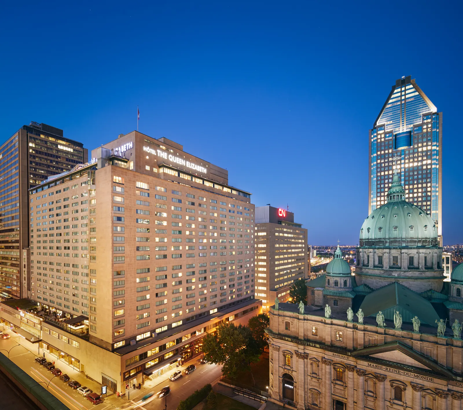 Fairmont The Queen Elizabeth — Exterior, Montréal