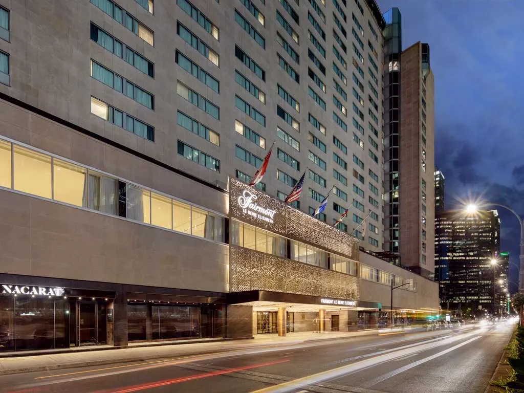 Fairmont The Queen Elizabeth — Exterior, Montréal