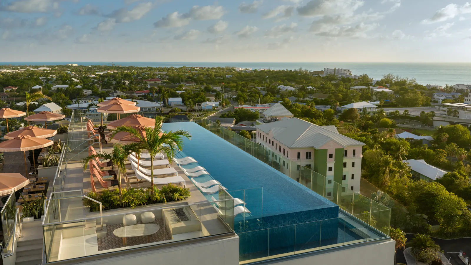 One Gt Grand Cayman — Exterior, George Town