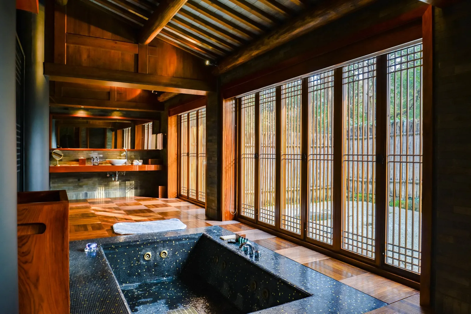 Seven Villas — At a glance, Hangzhou