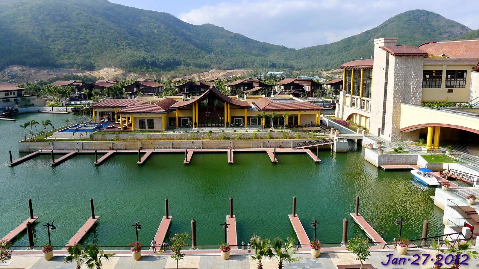 The St. Regis Sanya Yalong Bay Resort, Sanya