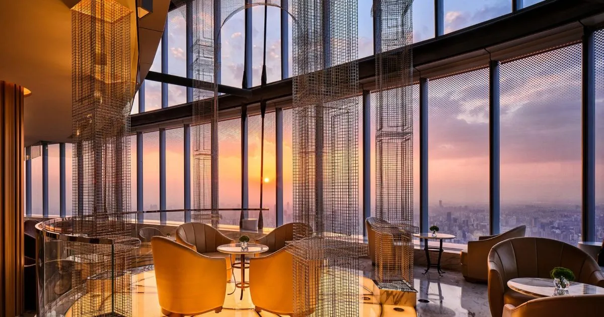 J Hotel Shanghai Tower, Shanghai