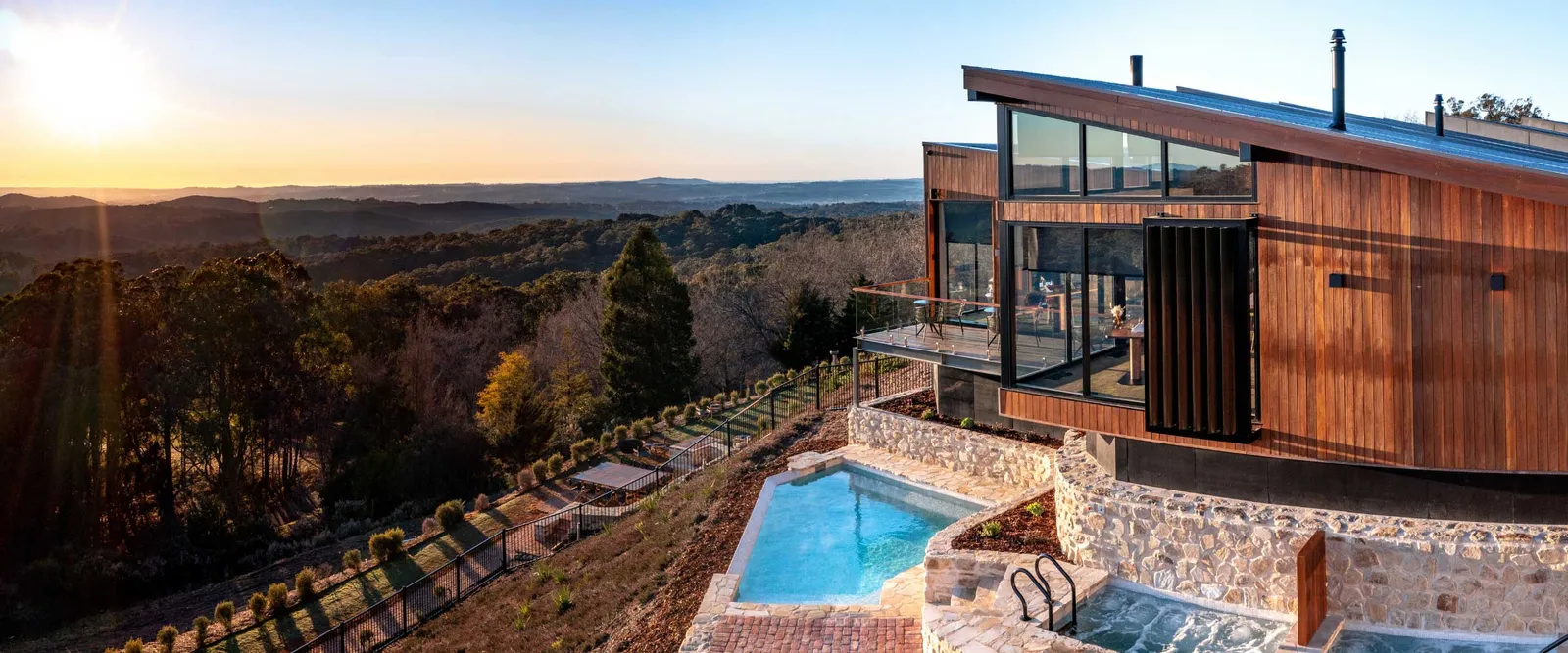 Sequoia – Intimate Adults Only Luxury Lodge, Crafers