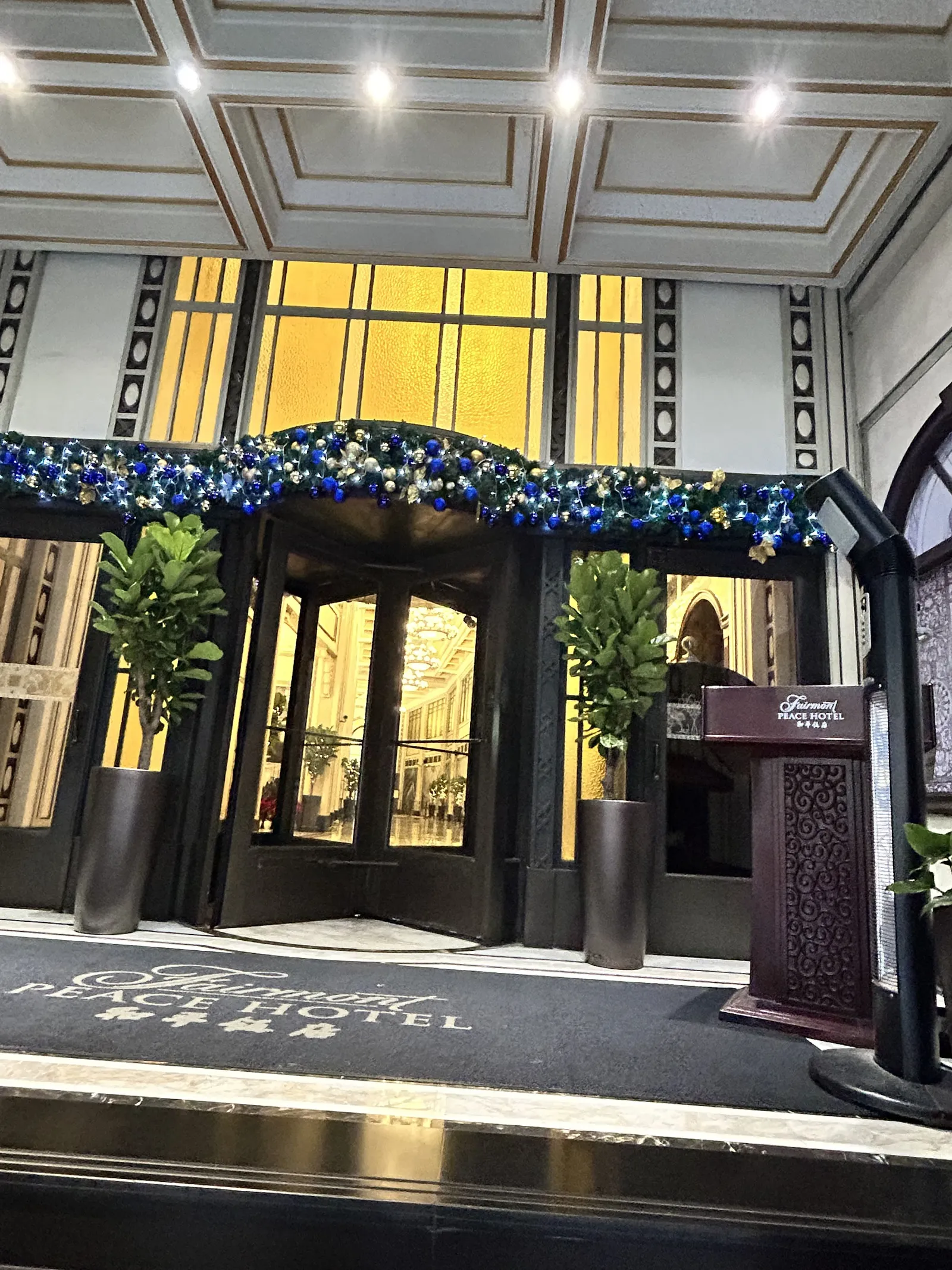 Fairmont Peace Hotel — Exterior, Shanghai