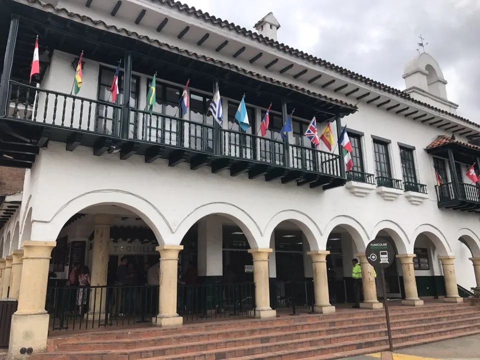 Four Seasons Hotel Bogota — Exterior, Bogotá