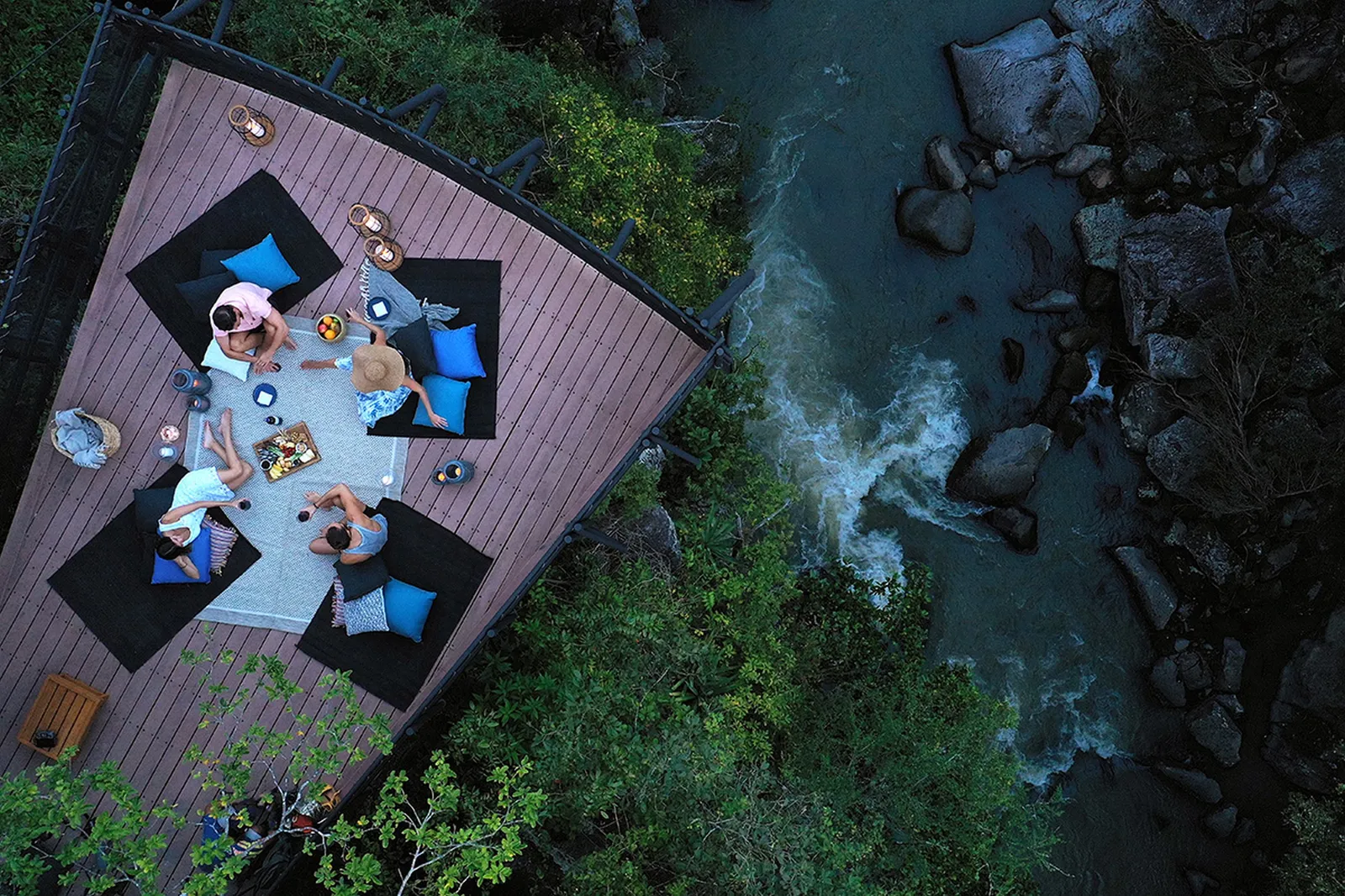 Rio Perdido — Exterior, Bagaces