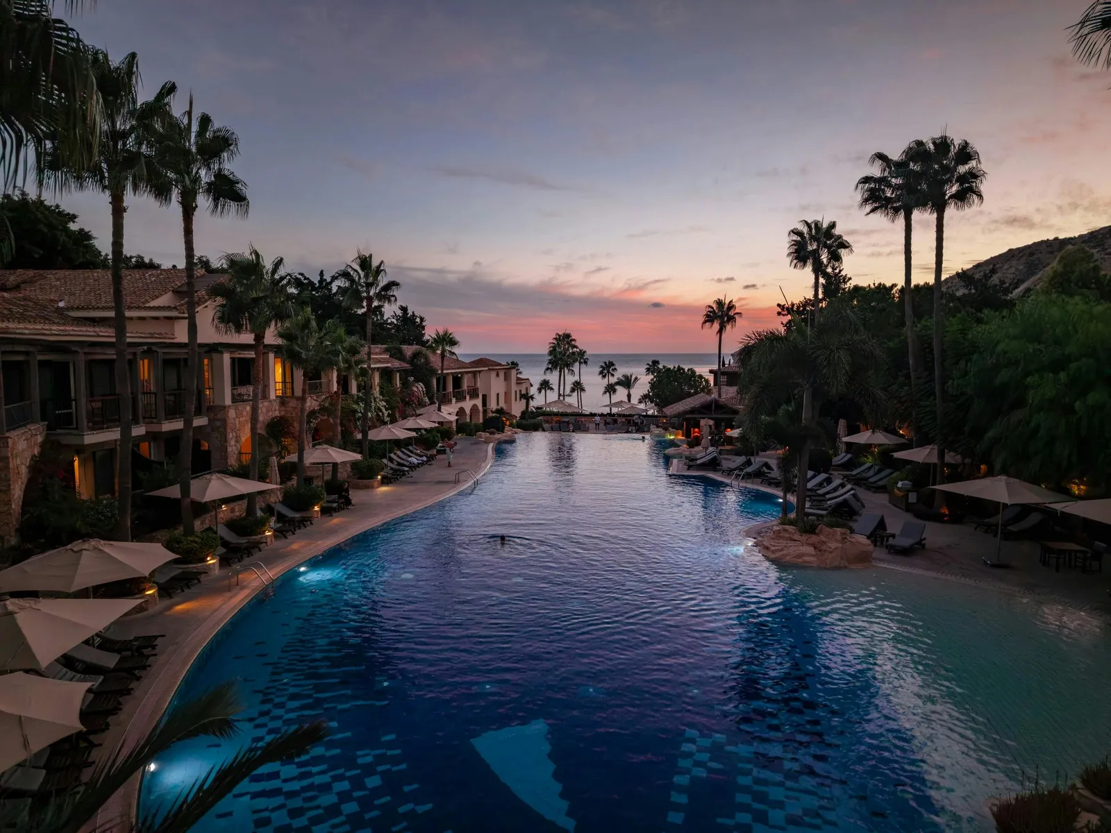 Columbia Beach Resort, Pissouri