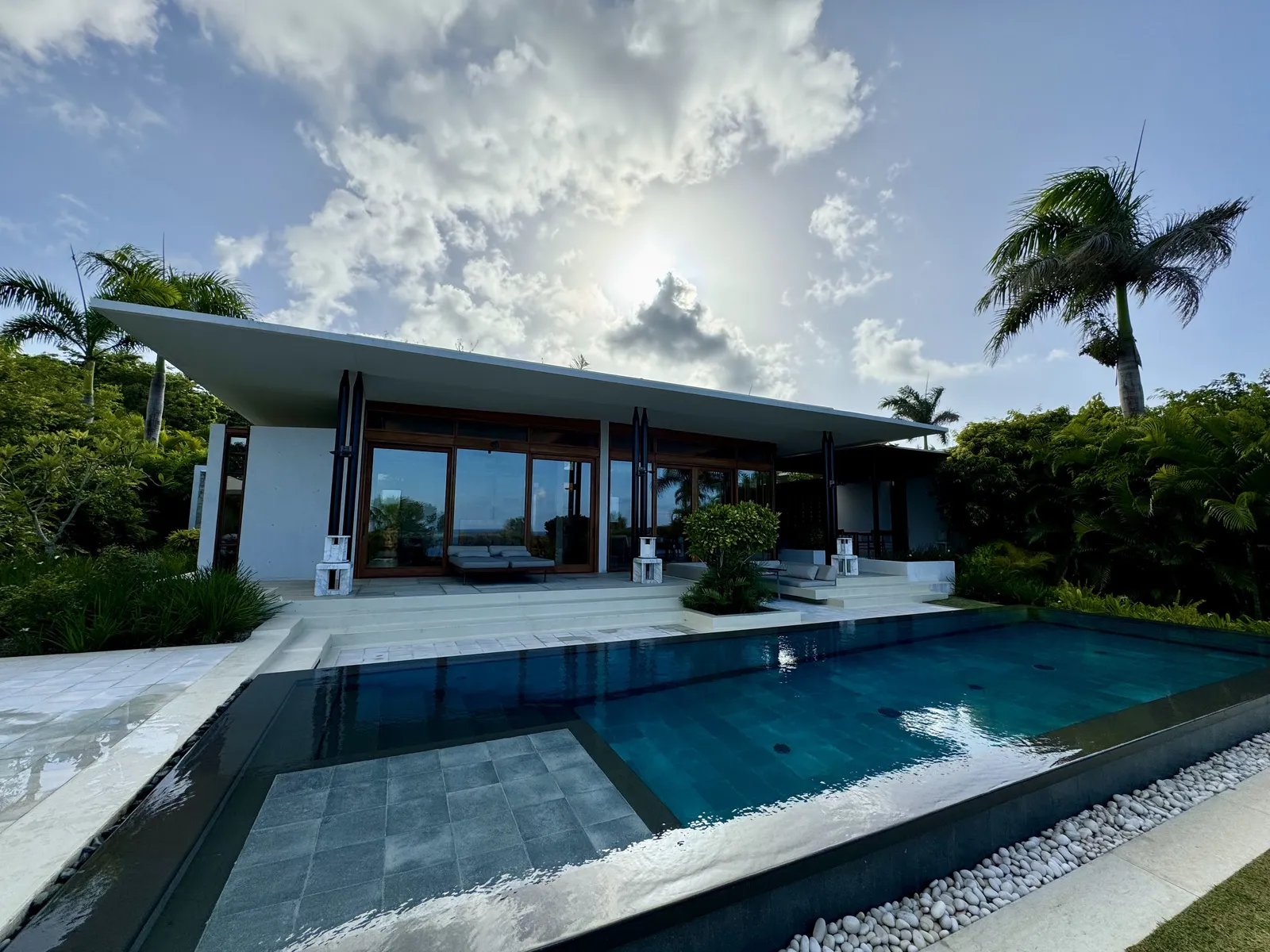 Amanera — Exterior, Rio San Juan