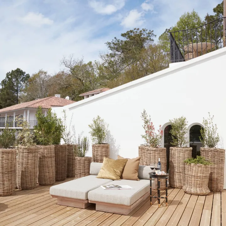 Brindos Lac Chateau — Exterior, Anglet