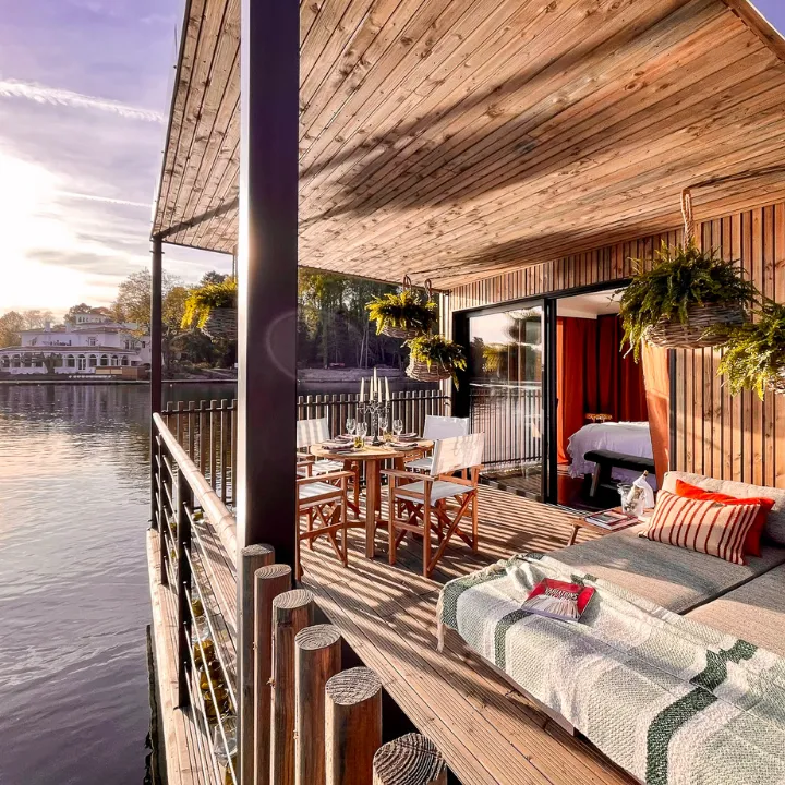 Brindos Lac Chateau — Exterior, Anglet