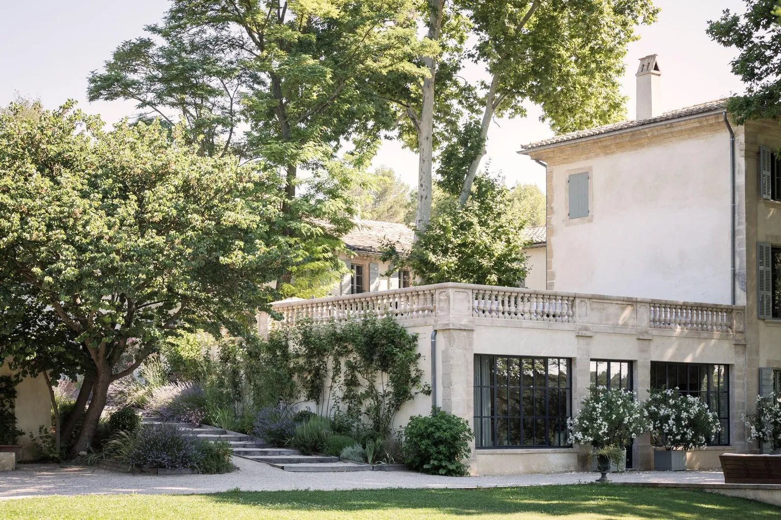 Domaine De Fontenille — Exterior, Lauris