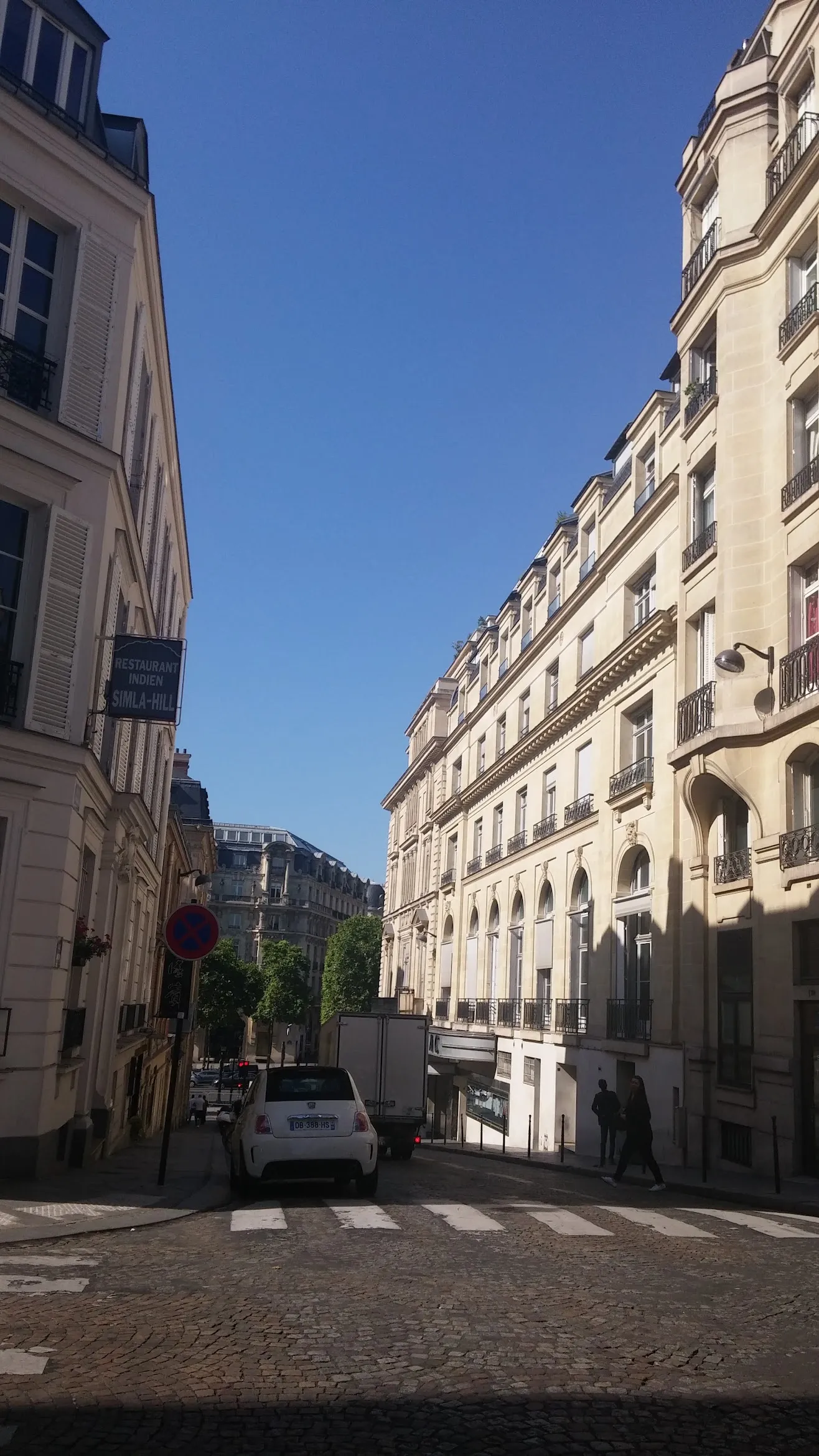 Hotel Balzac — Exterior, Paris
