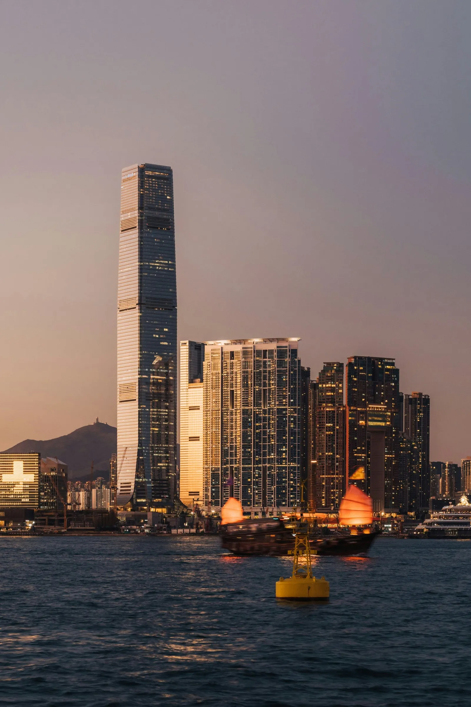 The Ritz-Carlton, Hong Kong — Exterior, Hong Kong