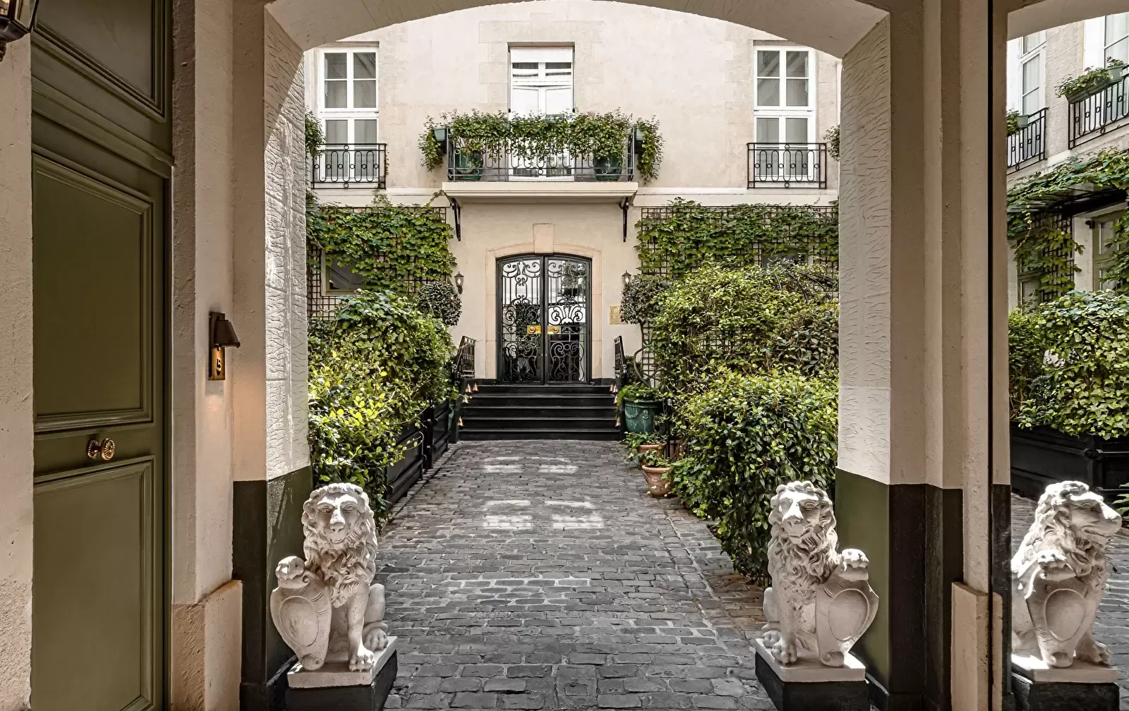 Relais Christine, Paris