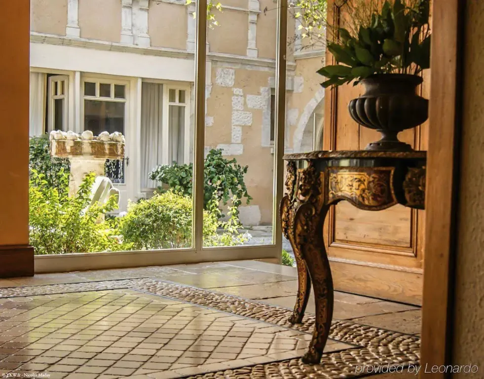 Grand Hotel Du Lion D Or — Exterior, Romorantin-Lanthenay