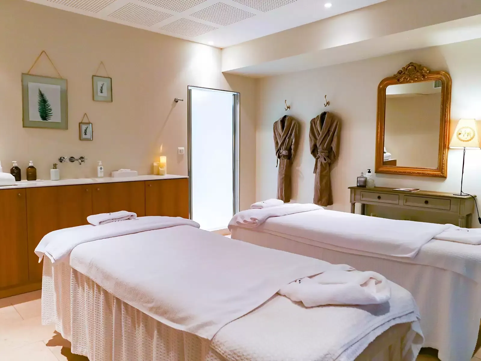 Le Vallon De Valrugues Hotel Spa And Villas, Saint-Rémy-de-Provence