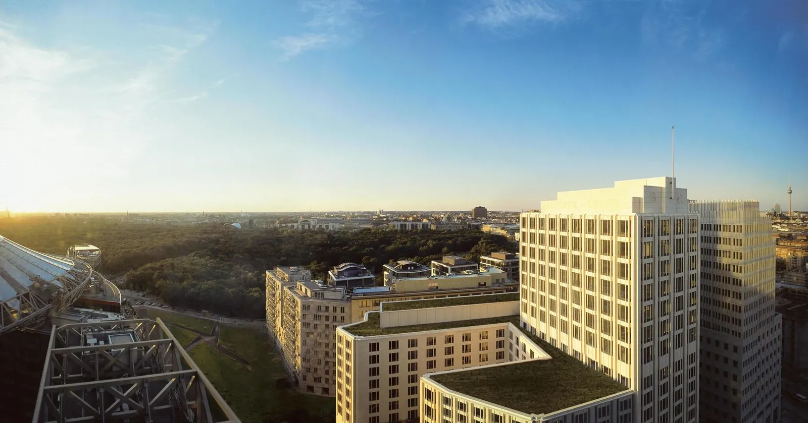 The Ritz-Carlton, Berlin — Exterior, Berlin