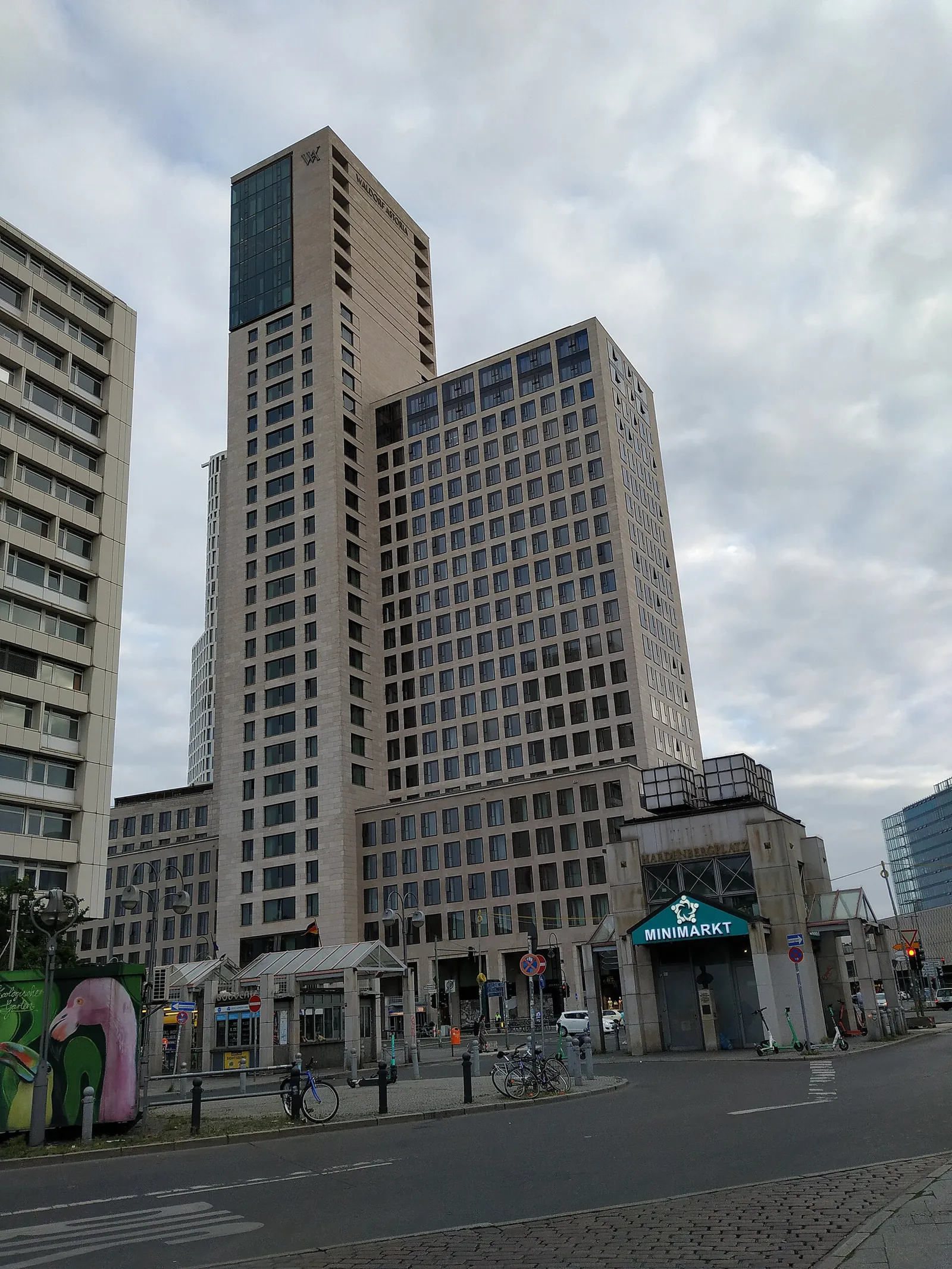 Waldorf Astoria Berlin, Berlin