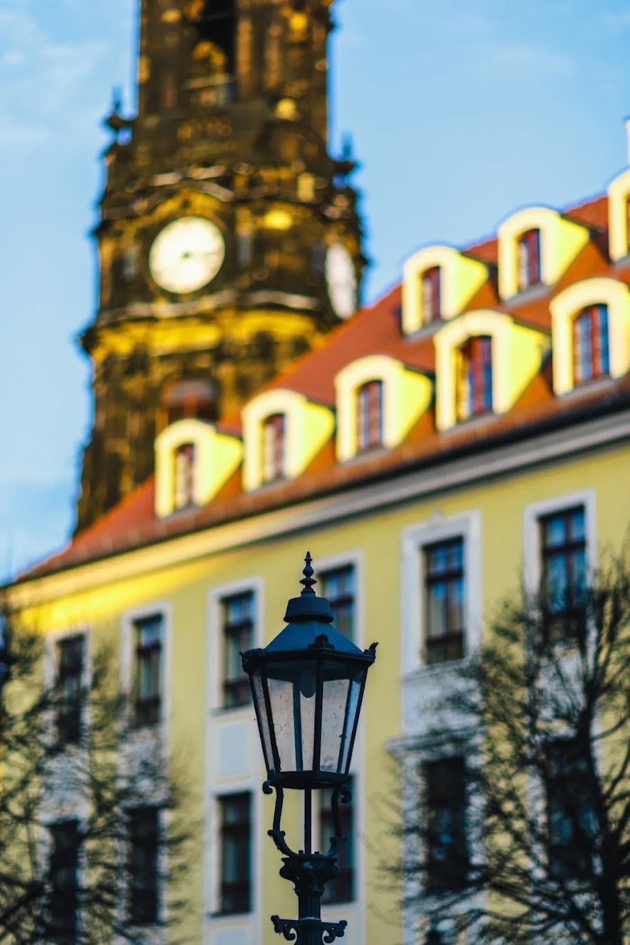 Bulow Palais — Exterior, Dresden