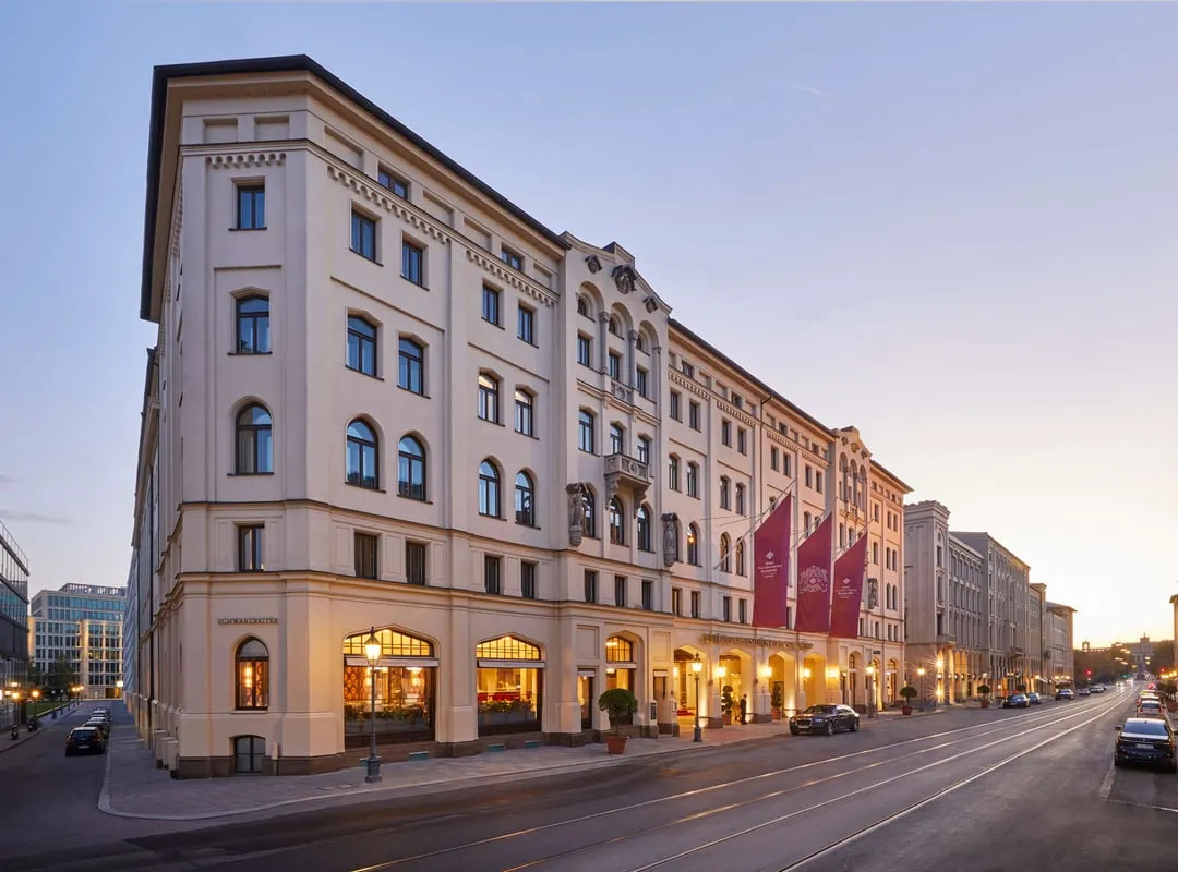 Hotel Vier Jahreszeiten Kempinski Munich, Munich