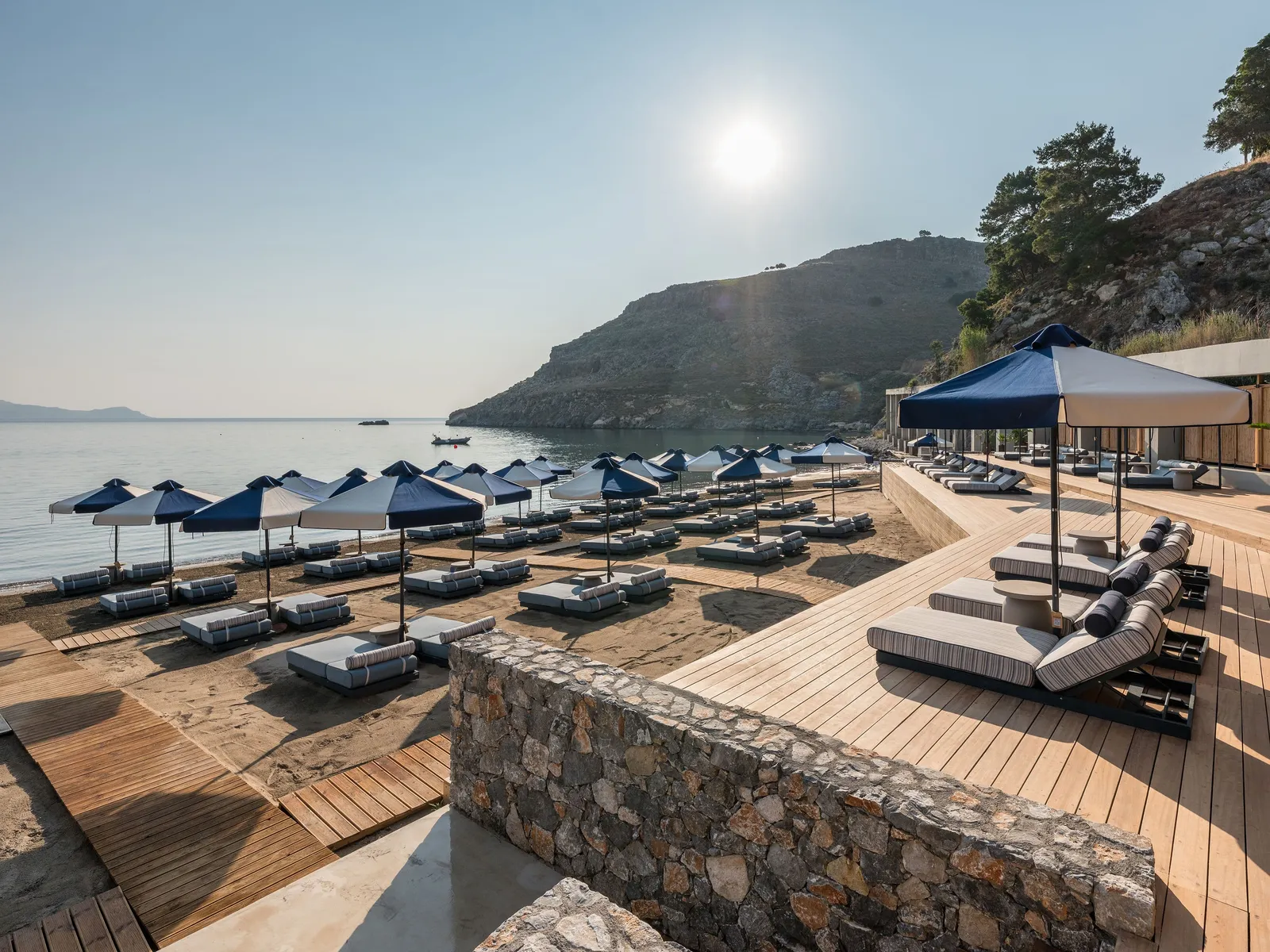 Lindos Blu, Lindos