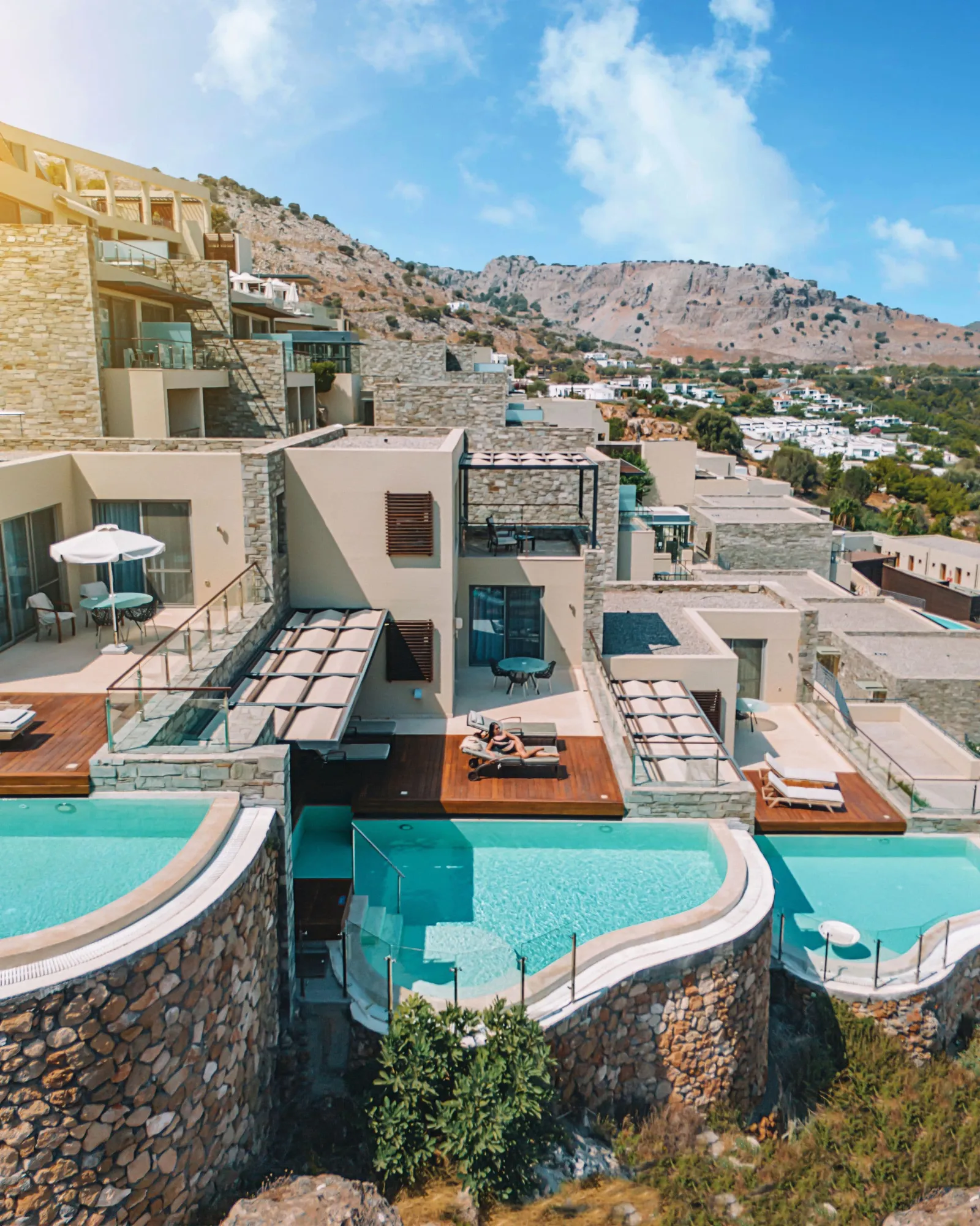 Lindos Blu, Lindos