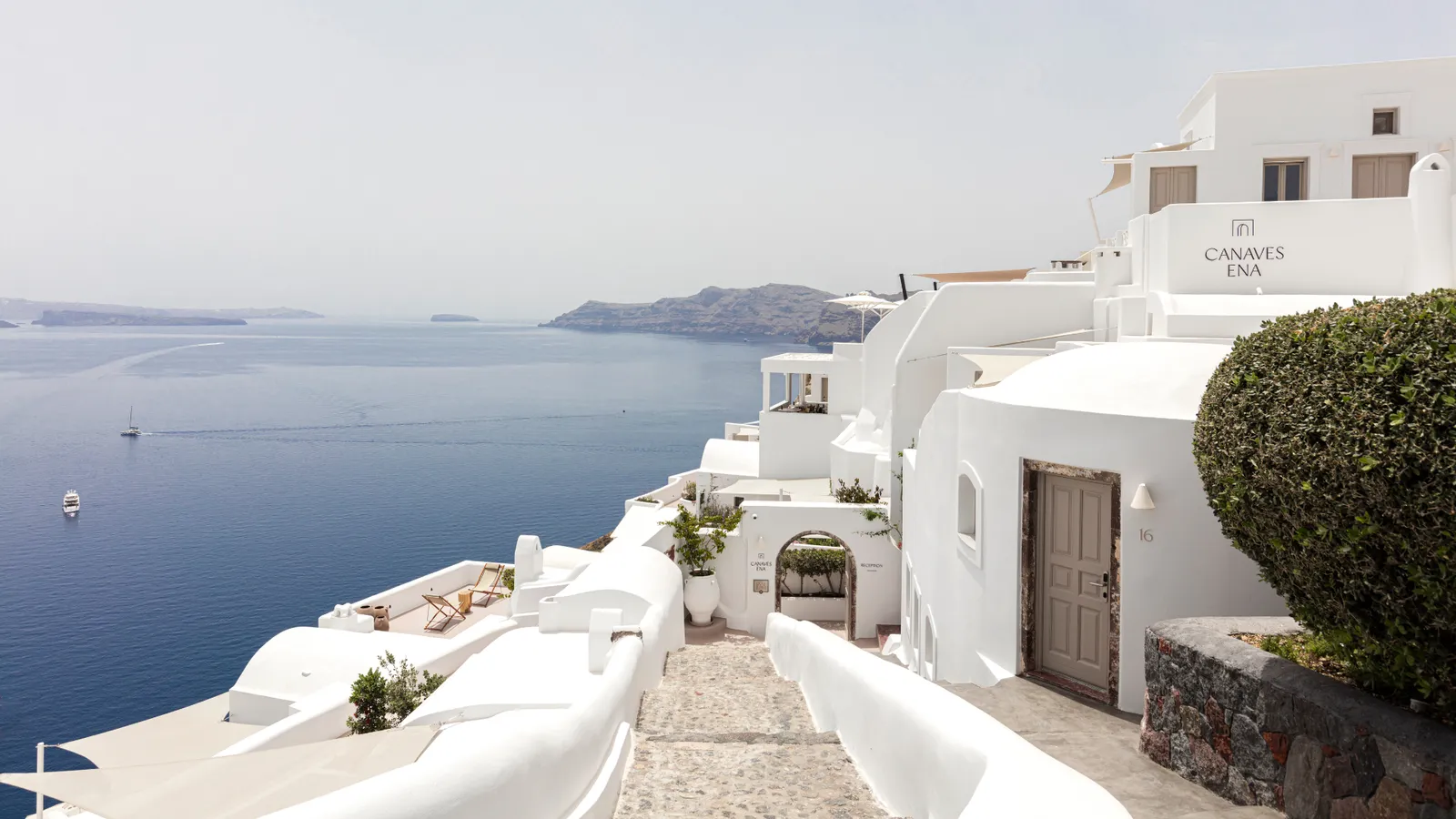Canaves Ena, Oia