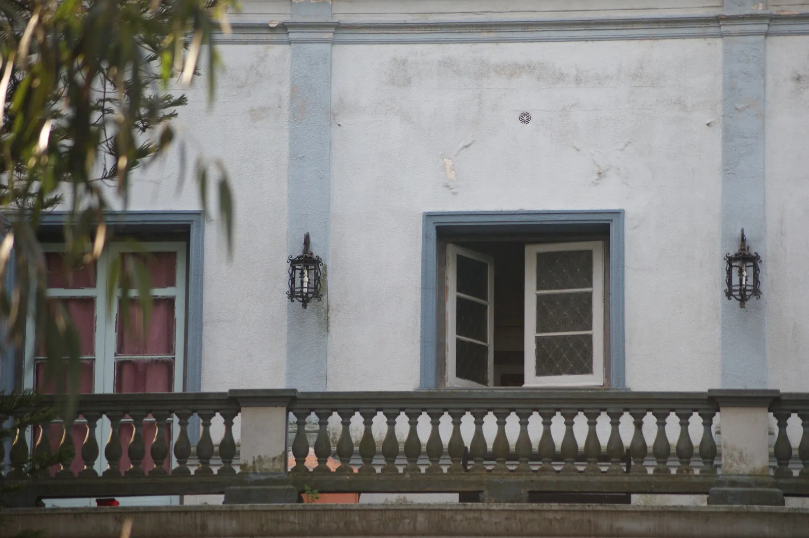 La Casa Del Presidente, Ávila