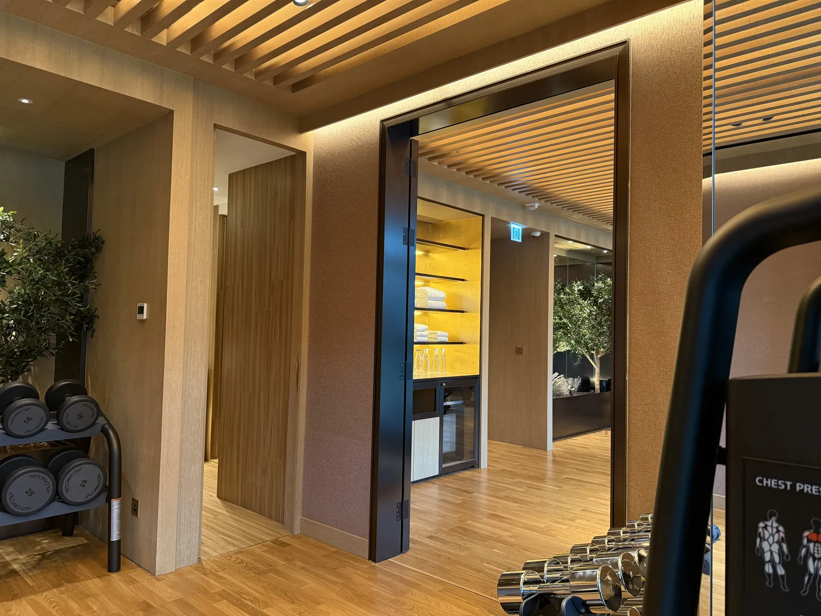 Lanson Place Causeway Bay Hong Kong — Exterior, Hong Kong