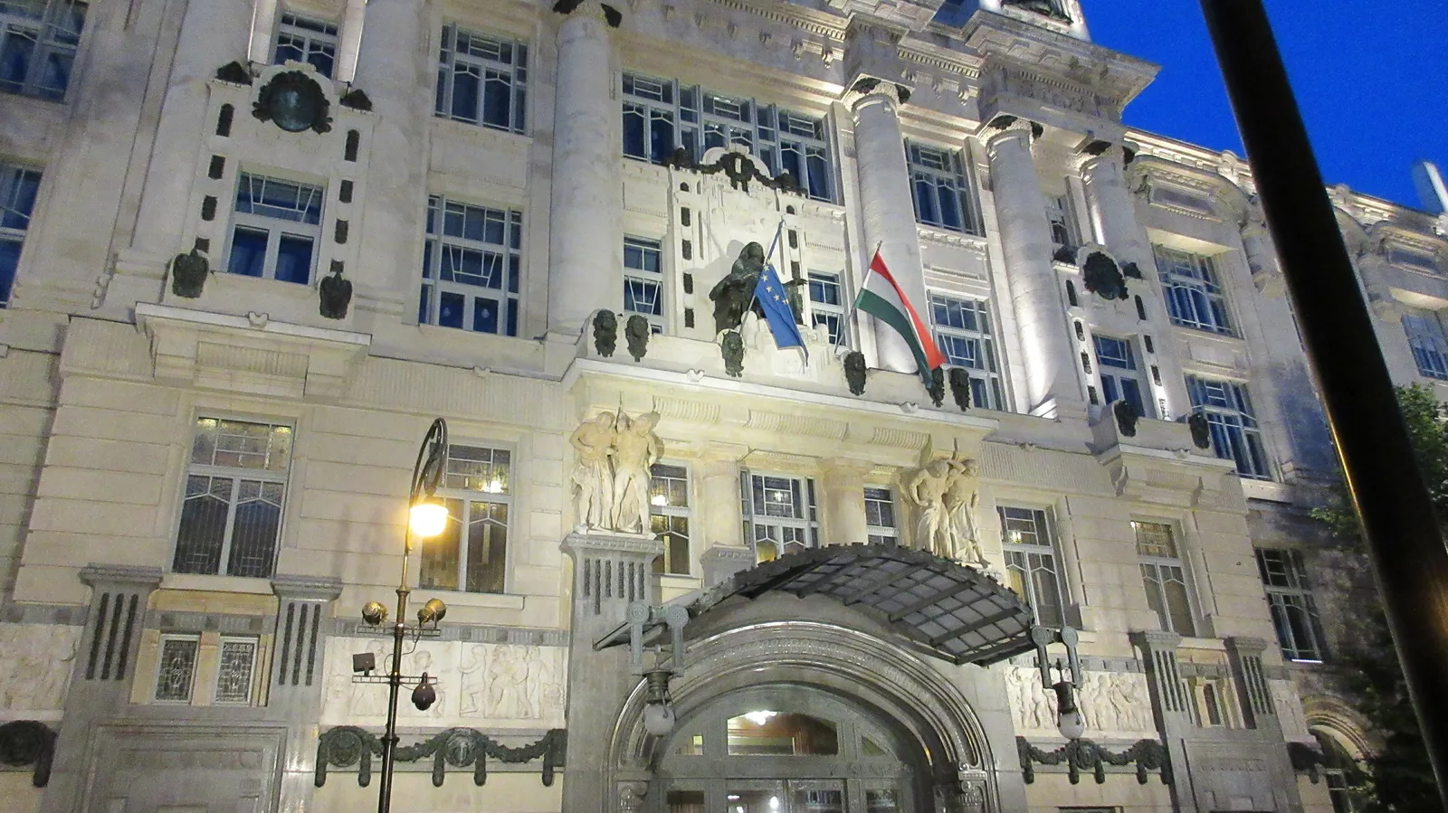 Corinthia Budapest — Exterior, Budapest