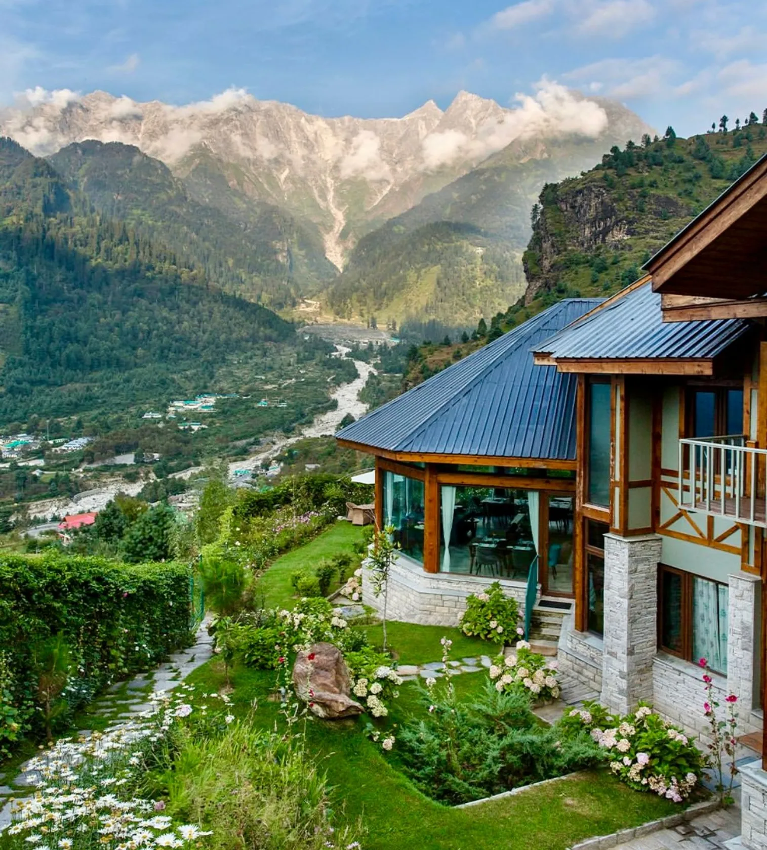 Sitara Himalaya, Dehradun