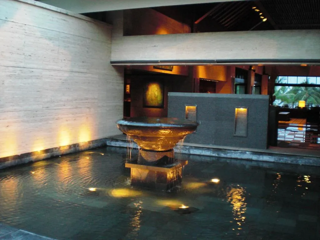 Conrad Bali, Bali