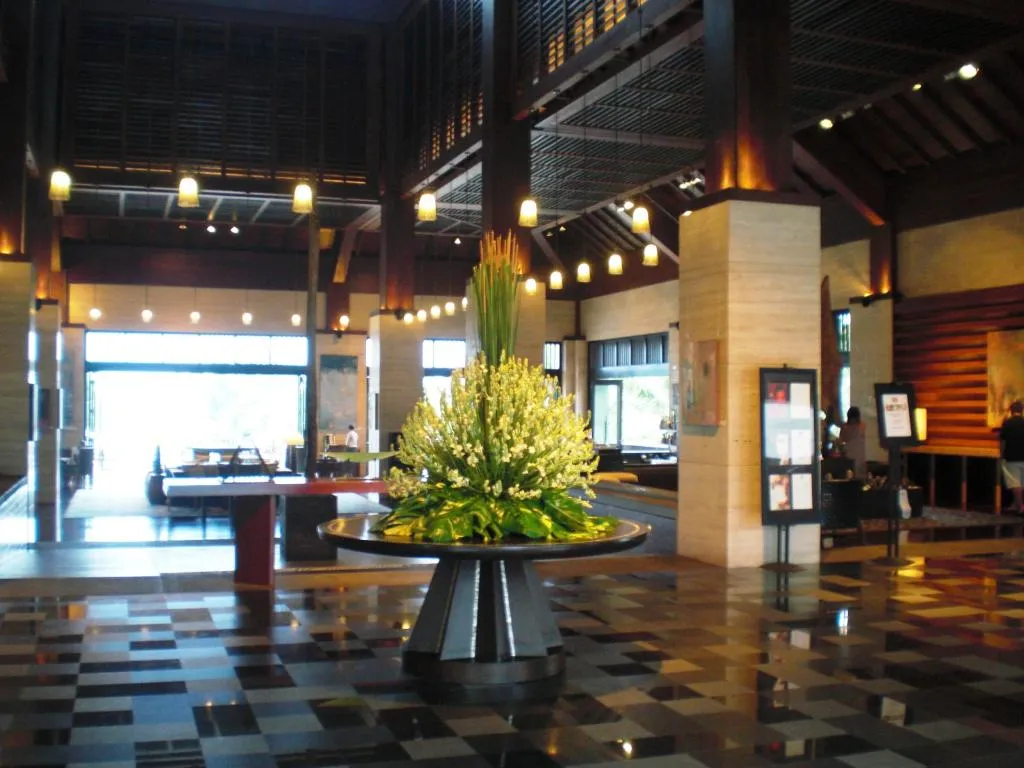 Conrad Bali, Bali