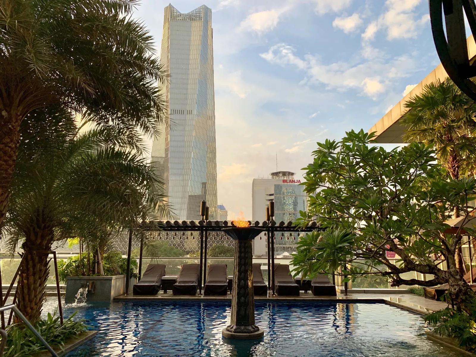 Four Seasons Hotel Jakarta — Exterior, Jakarta