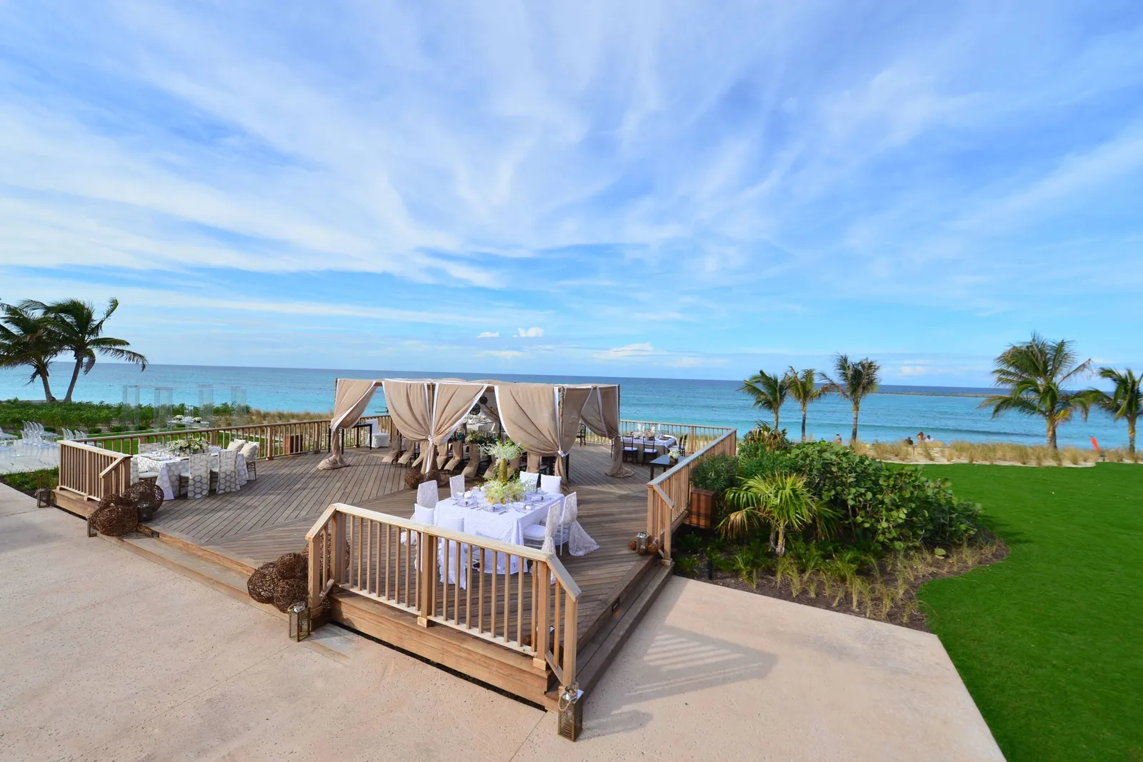 The Coral at Atlantis — Exterior, Paradise Island