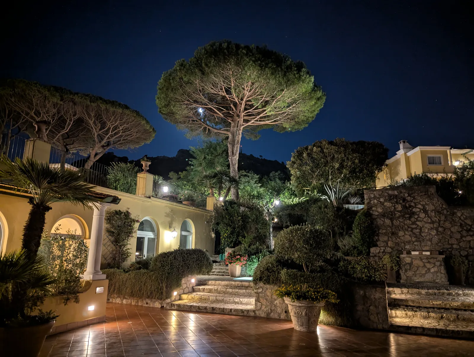 Hotel Caesar Augustus — Exterior, Capri