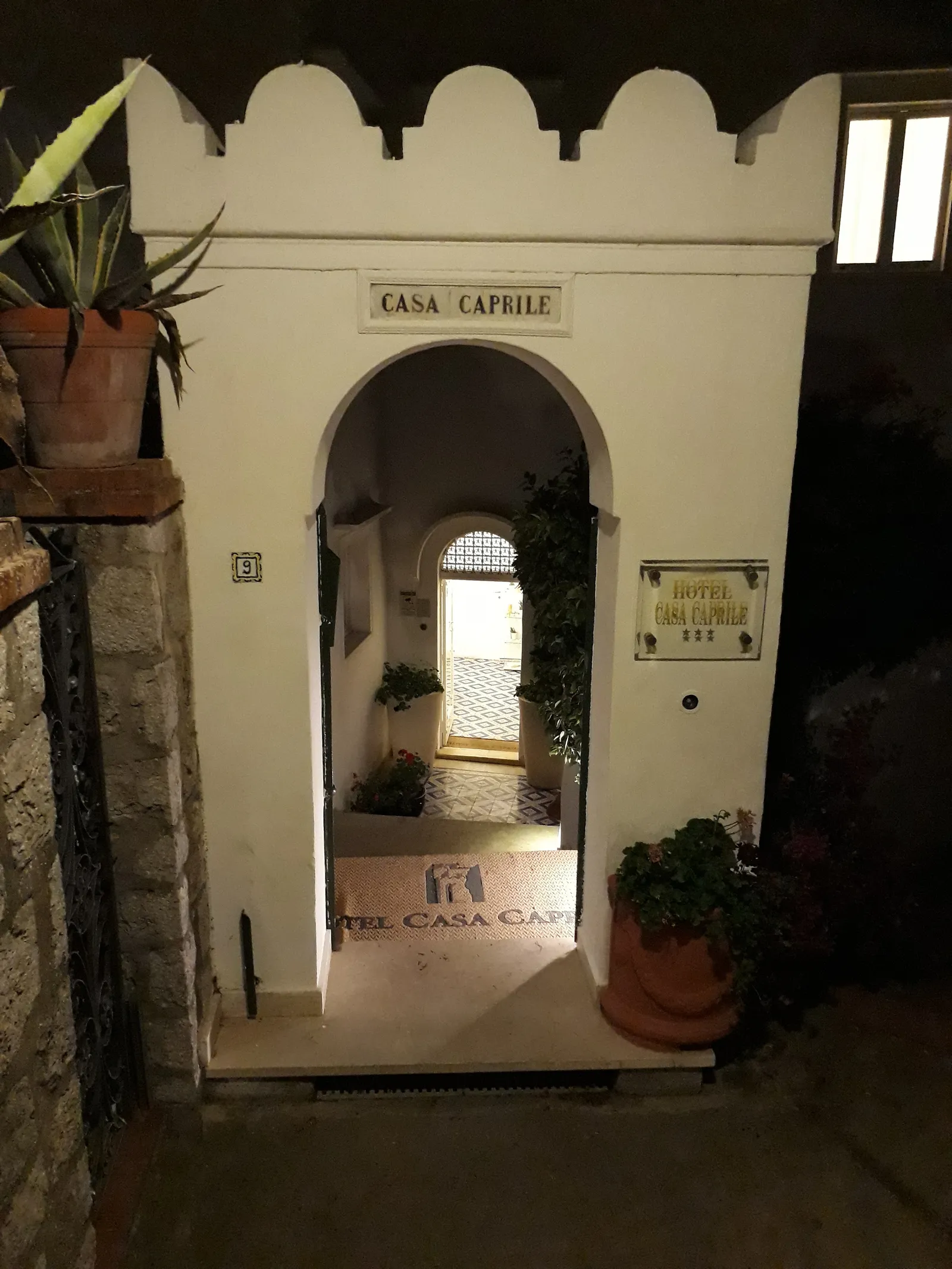 Casa Caprile — Exterior, Capri