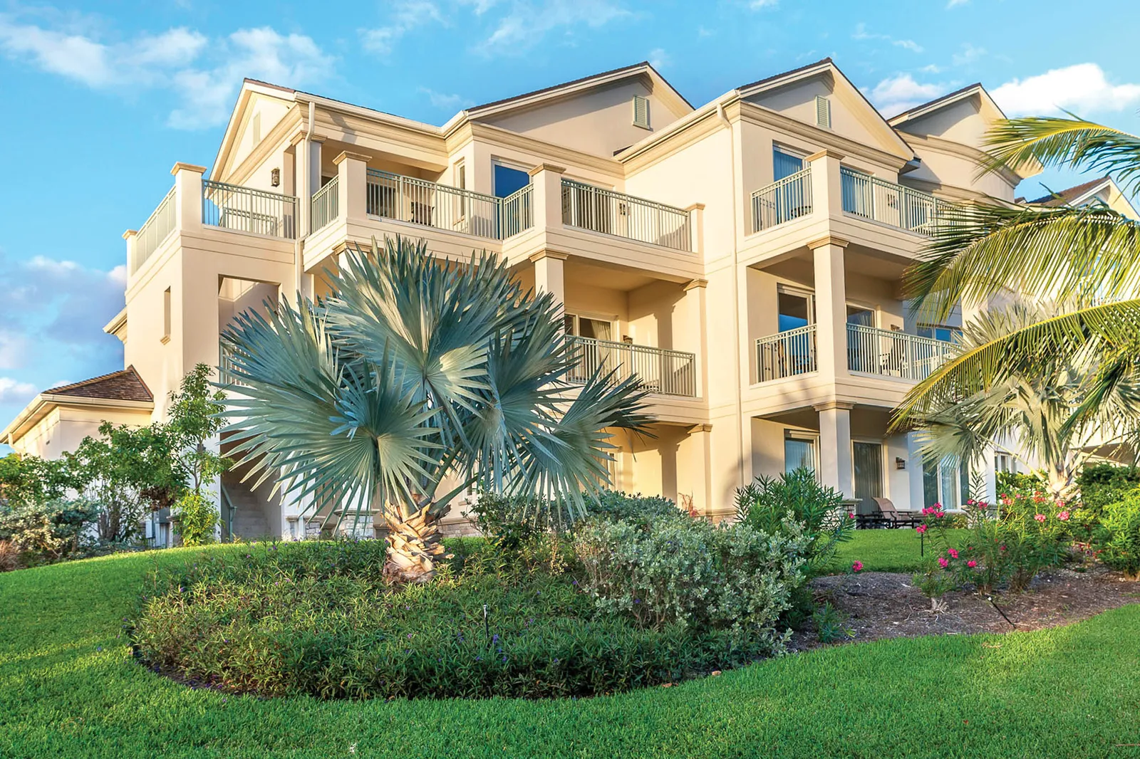 Grand Isle Resort & Residences, Rokers Point