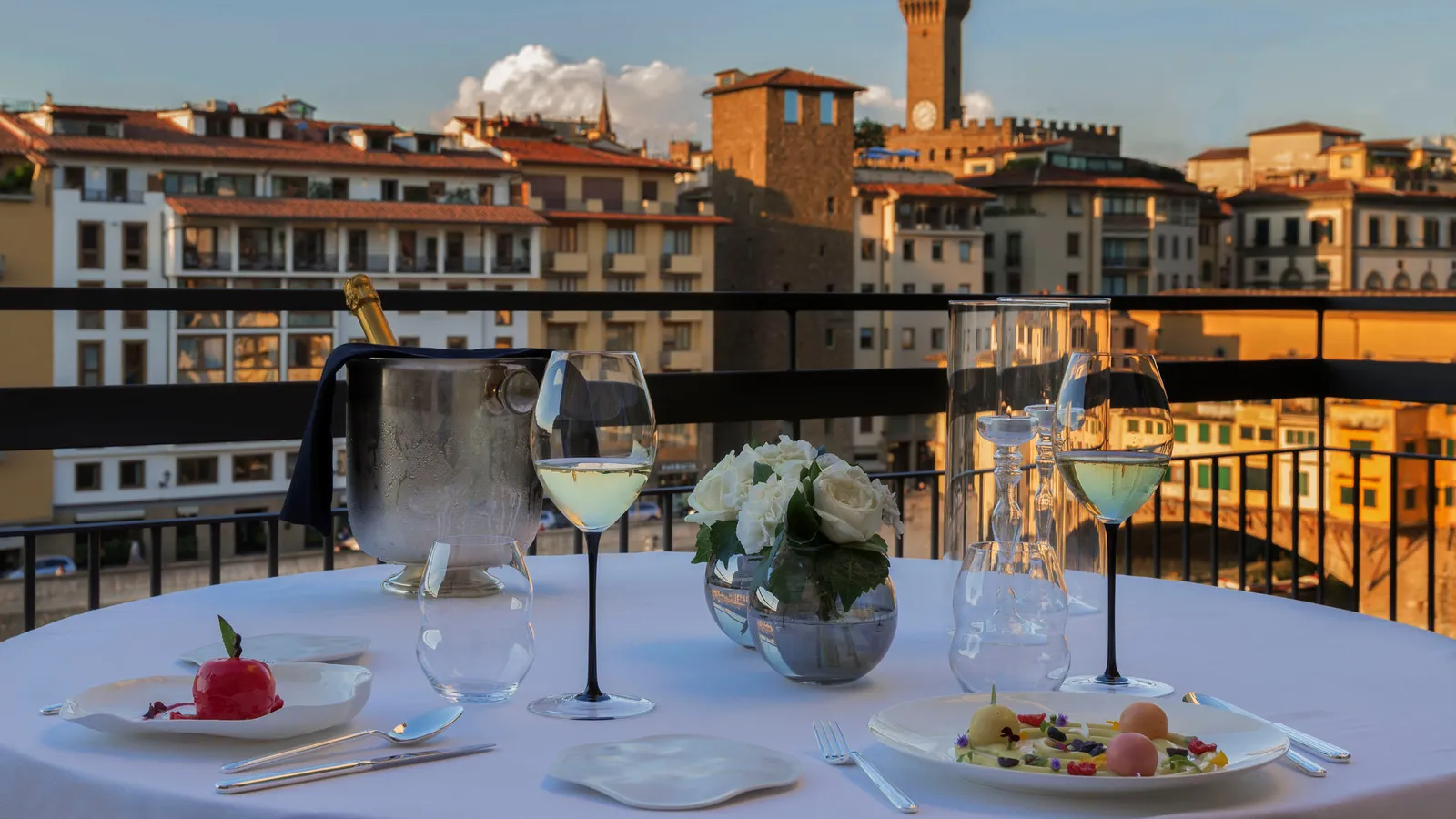 Hotel Lungarno — Exterior, Florence