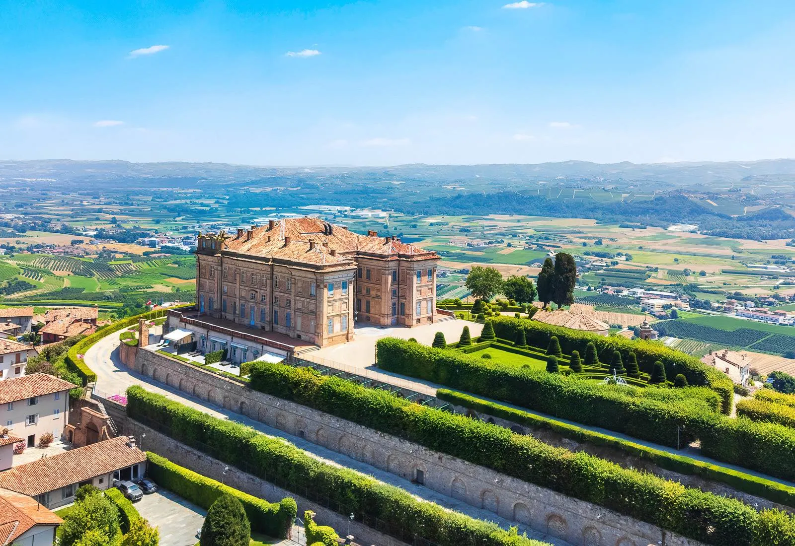 Castello Di Guarene, Guarene